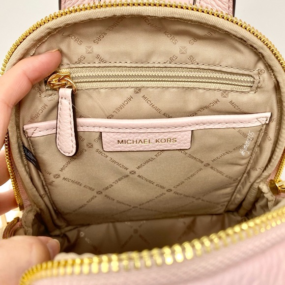 NWT Michael Kors Backpack - Picture 5 of 7